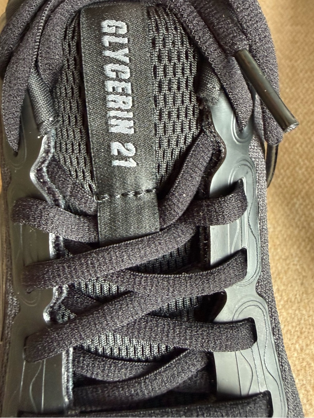 Brooks Glycerin 21 Triple Black 110419 1D
020 Medium Men's Size 9.5 New - Picture 7 of 8